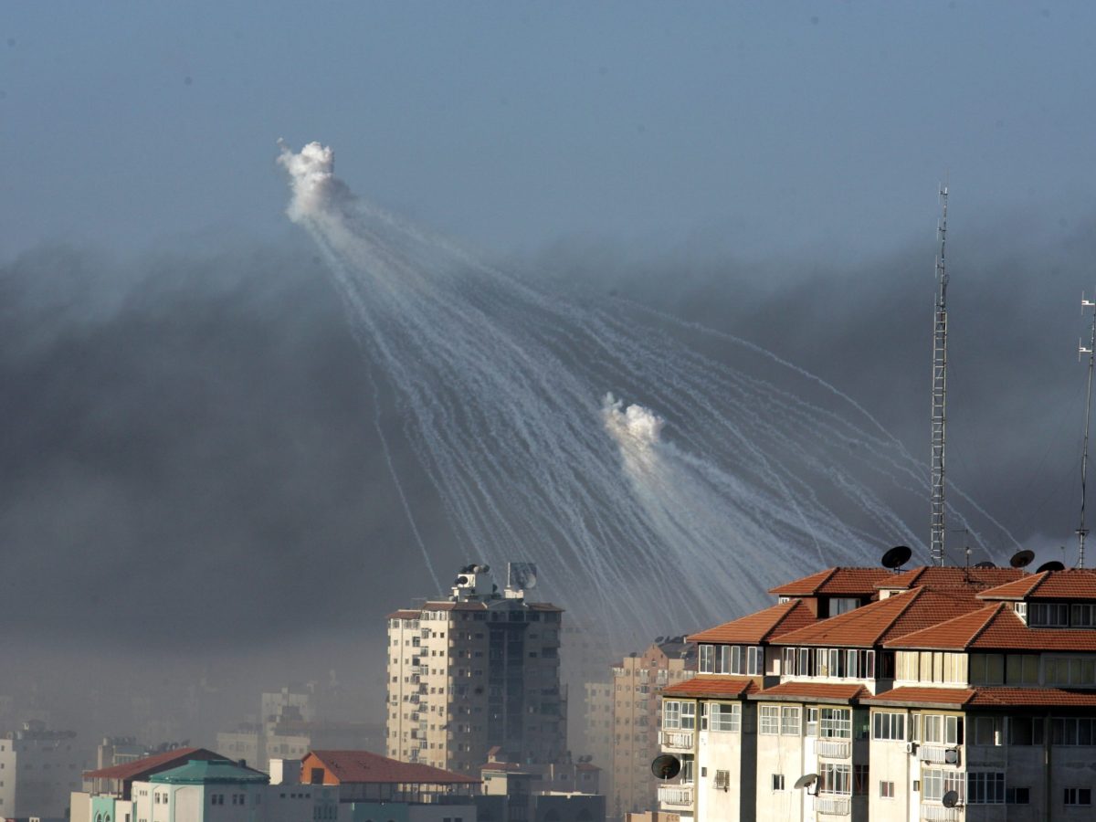 SOAS students call out uni’s investments in white phosphorus