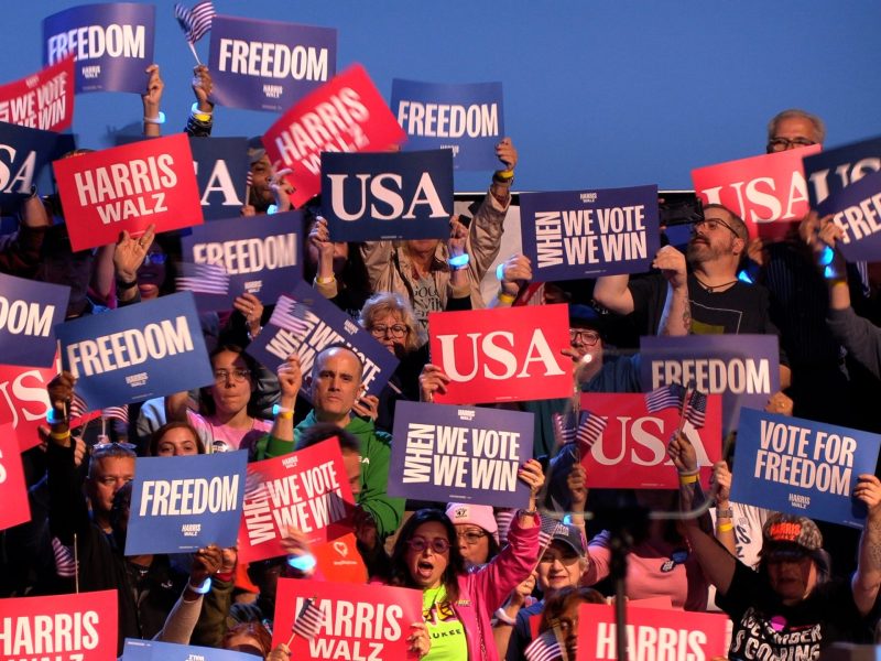 Supporters of fmr. Presidential candidate Kamala Harris gather in Milwaukee on the eve the election to show support. Photo credit: Stephen Janis