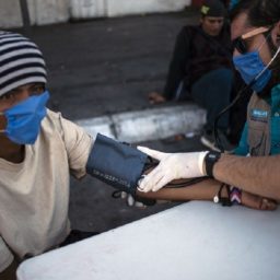 Some Caravan Migrants Have AIDS and TB, Say Mexican Authorities