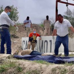 GRAPHIC: Three Suspected Migrants Drowned near Texas Border